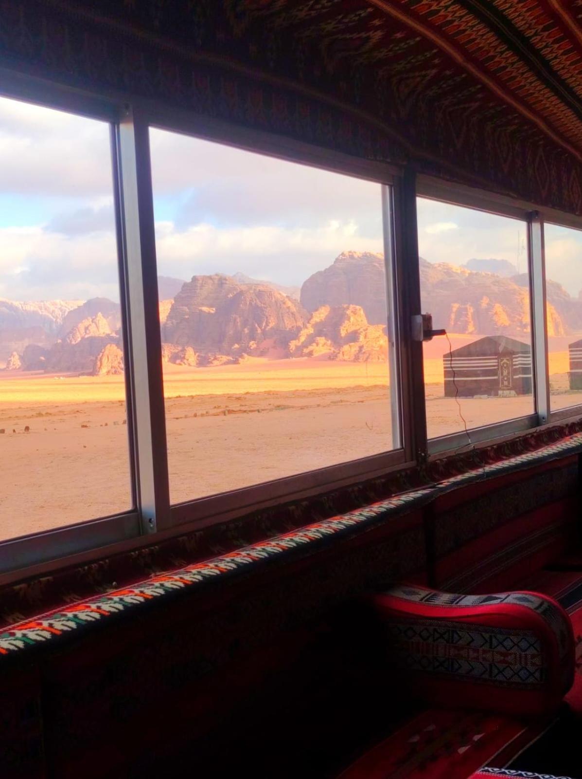 Joy Of Life Bed & Breakfast Wadi Rum Bagian luar foto