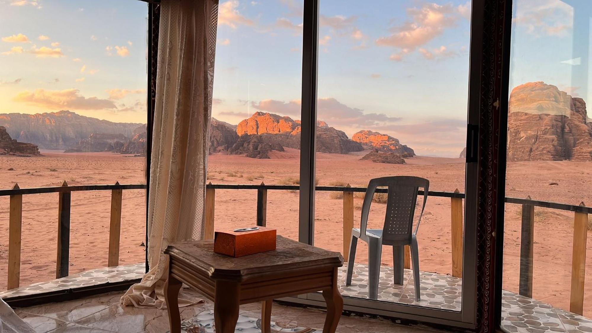 Joy Of Life Bed & Breakfast Wadi Rum Bagian luar foto